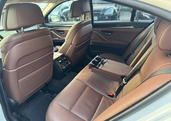 BMW Seria 5 cena 74900 przebieg: 297200, rok produkcji 2014 z Siemiatycze małe 67